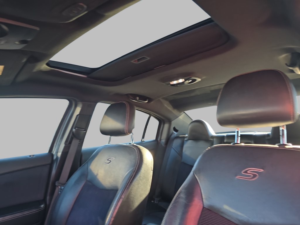 Used 2012 Chrysler 200 S FWD image 30