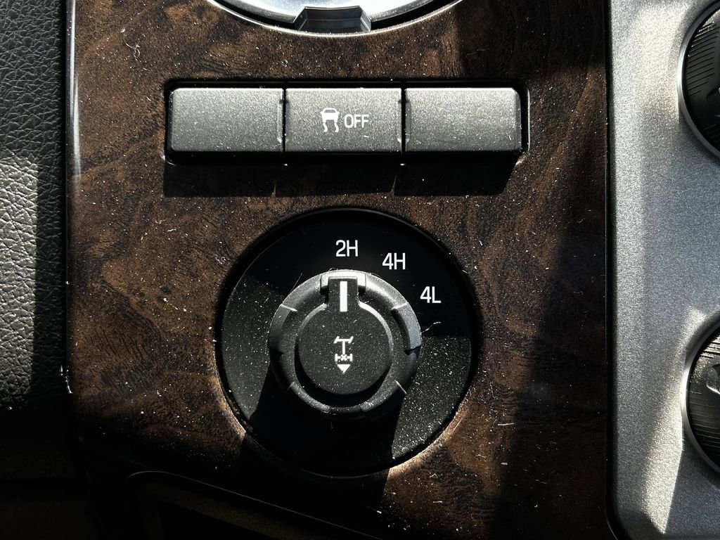 Used 2015 Ford F250 Platinum AWD/4WD image 23