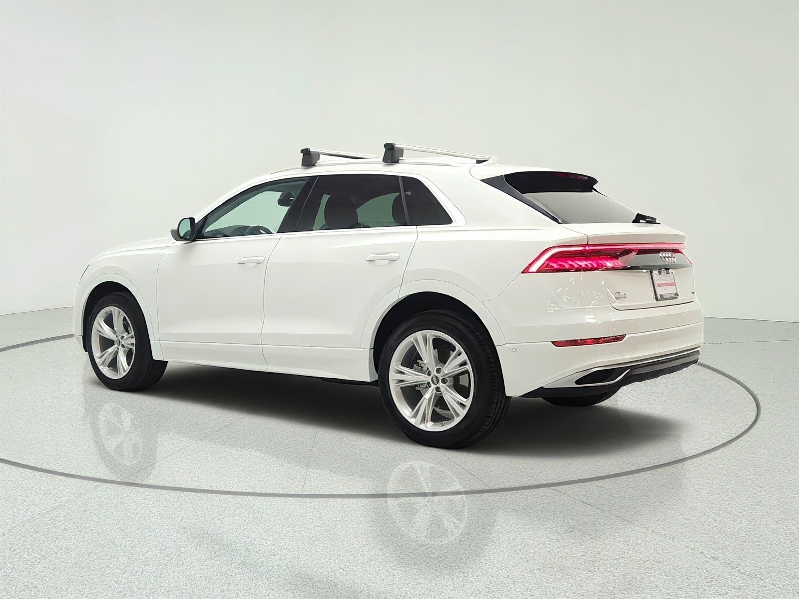 Used 2023 Audi Q8 Premium w/ Convenience Package AWD/4WD image 7