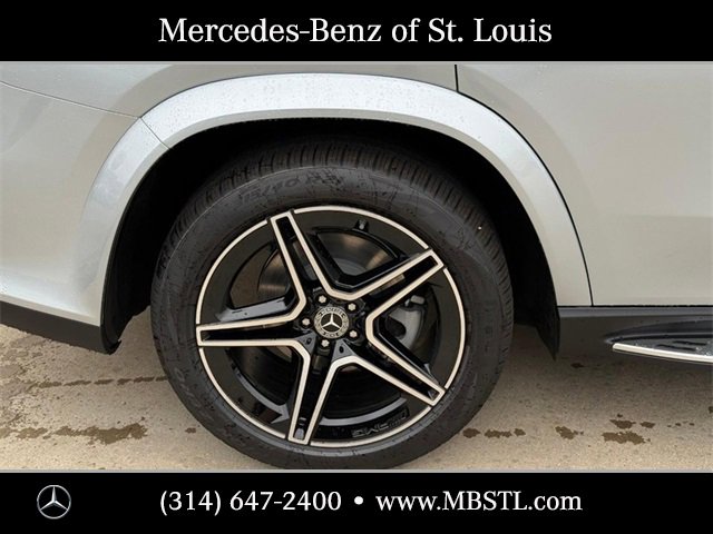 New 2026 Mercedes-Benz GLS 450 4MATIC image 4