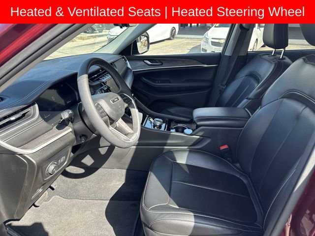 Used 2023 Jeep Grand Cherokee L Limited w/ Luxury Tech Group II image 10