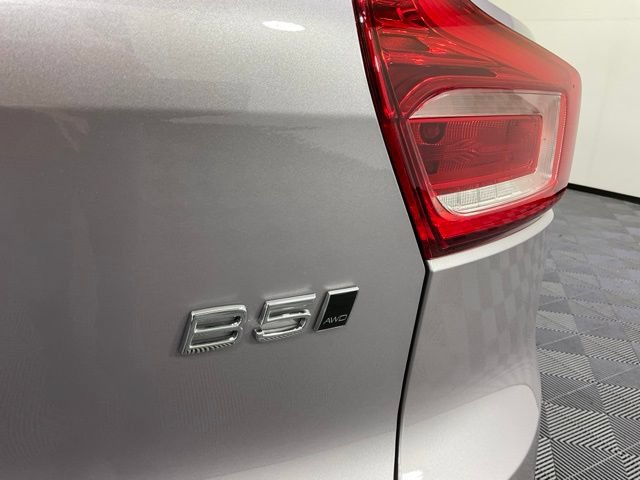 New 2026 Volvo XC40 B5 Plus w/ Protection Package Premier AWD/4WD image 8