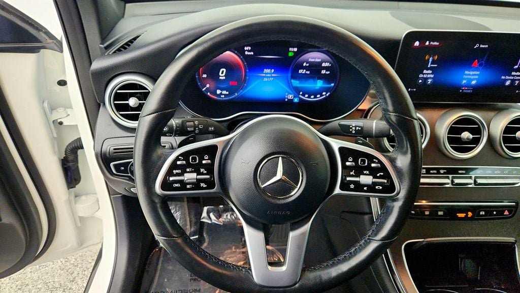 Used 2022 Mercedes-Benz GLC 300 4MATIC w/ Multimedia Package Lite image 12