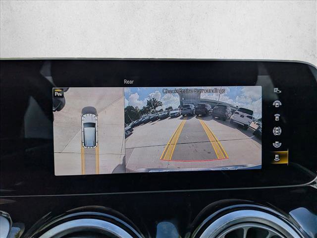 Used 2021 Mercedes-Benz GLB 250 image 11