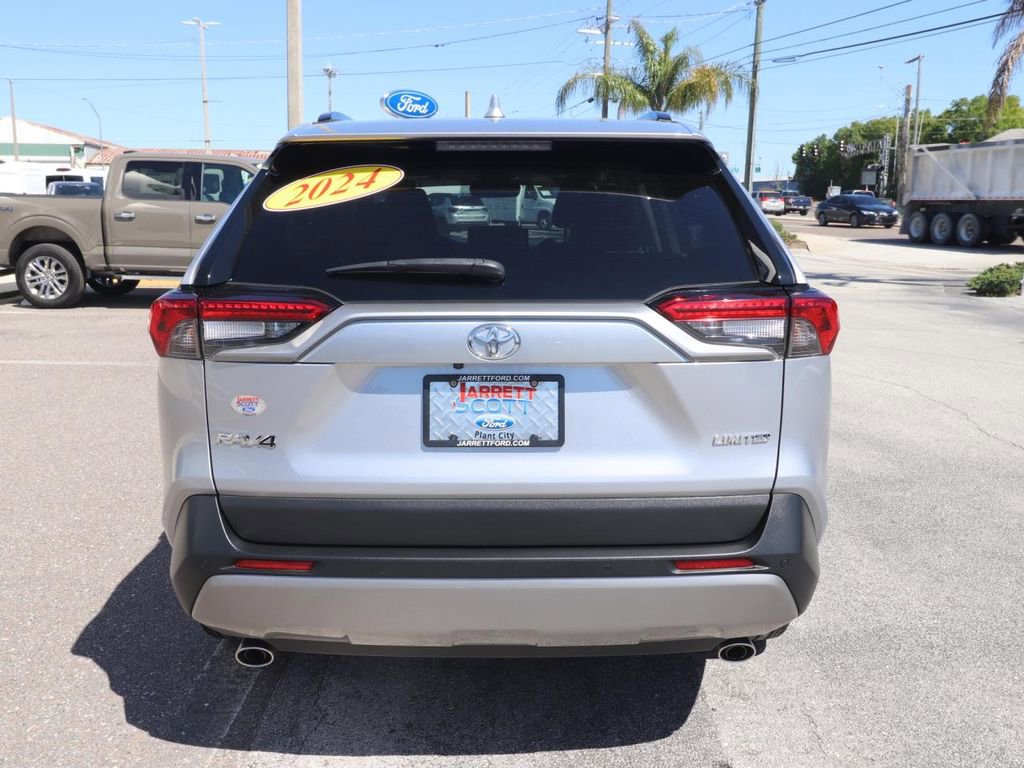 Used 2024 Toyota RAV4 Limited image 10