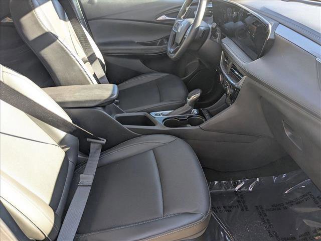 Used 2024 Buick Encore GX Sport Touring image 19