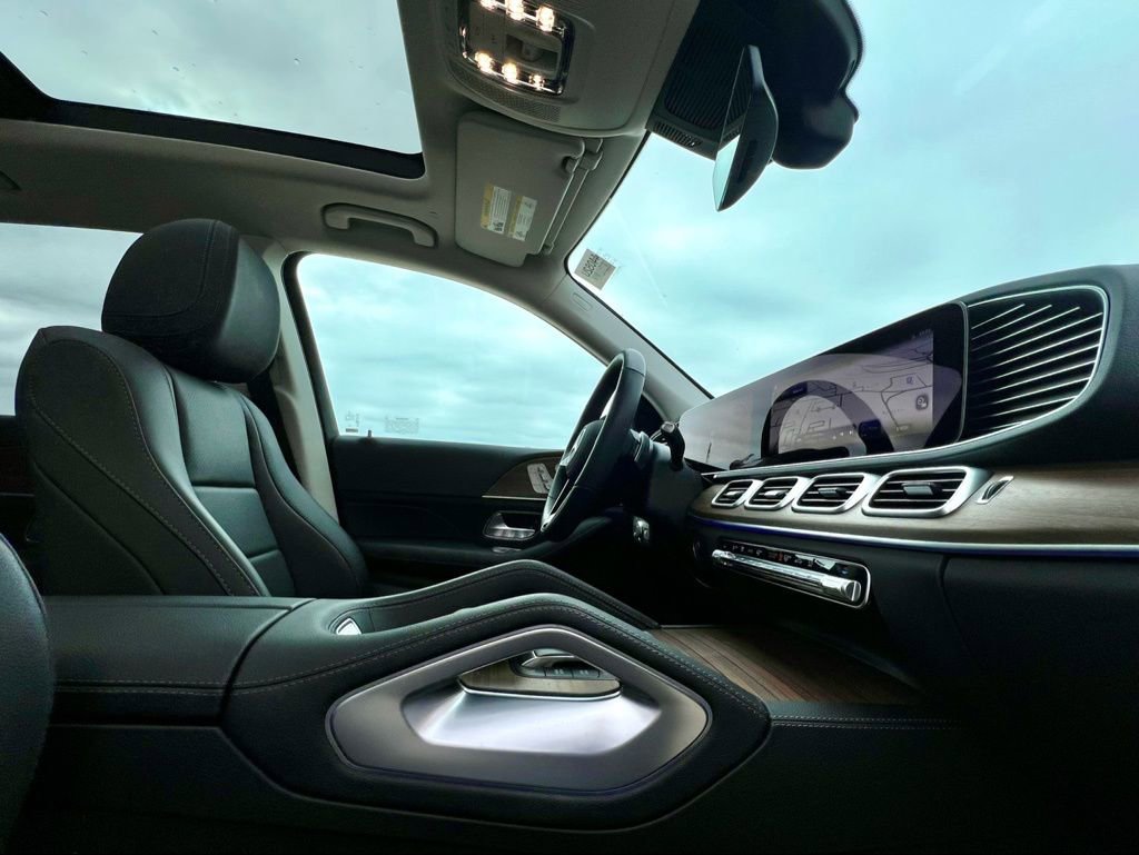 Certified 2024 Mercedes-Benz GLE 350 4MATIC image 3