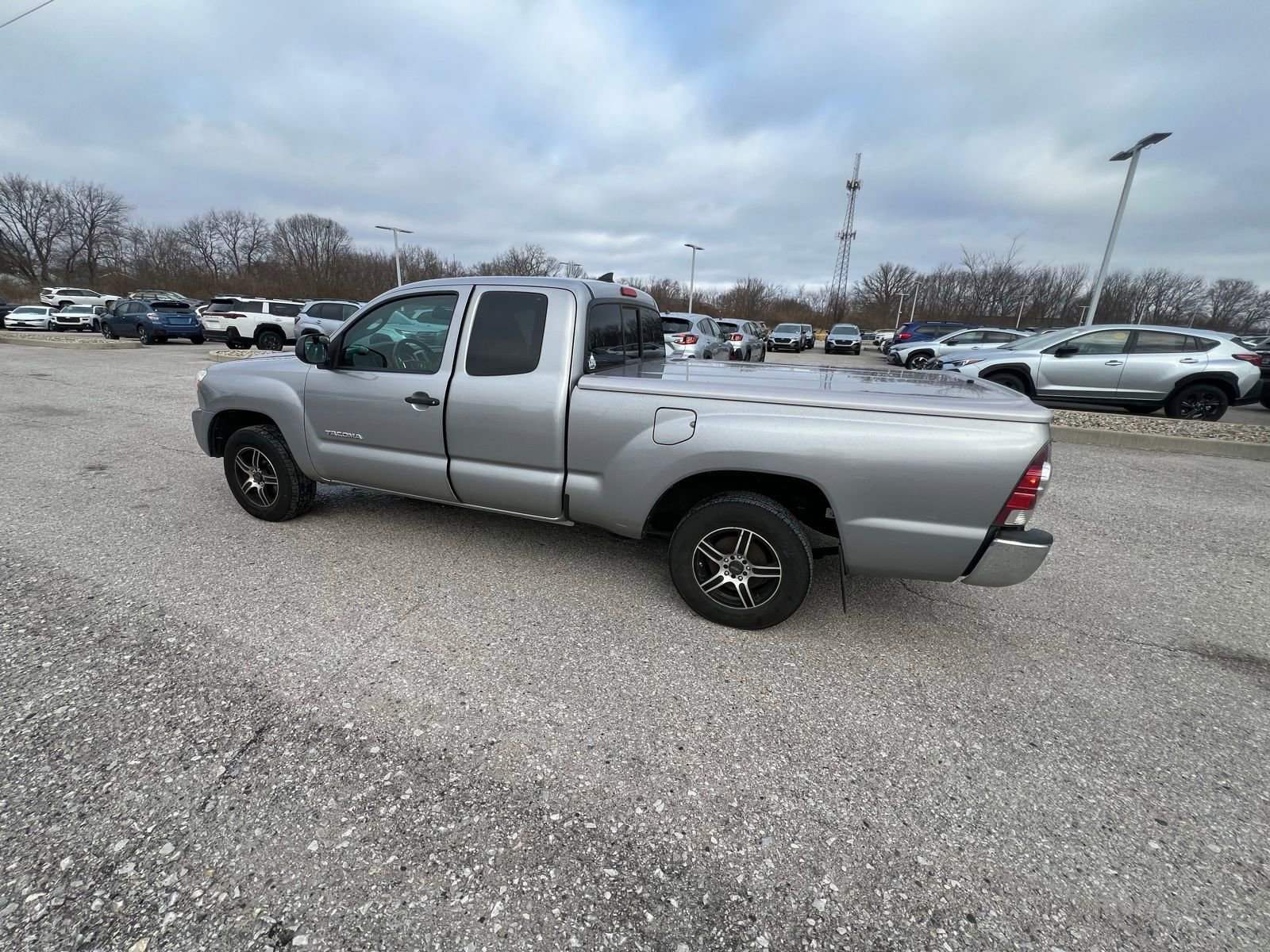Used 2014 Toyota Tacoma image 4
