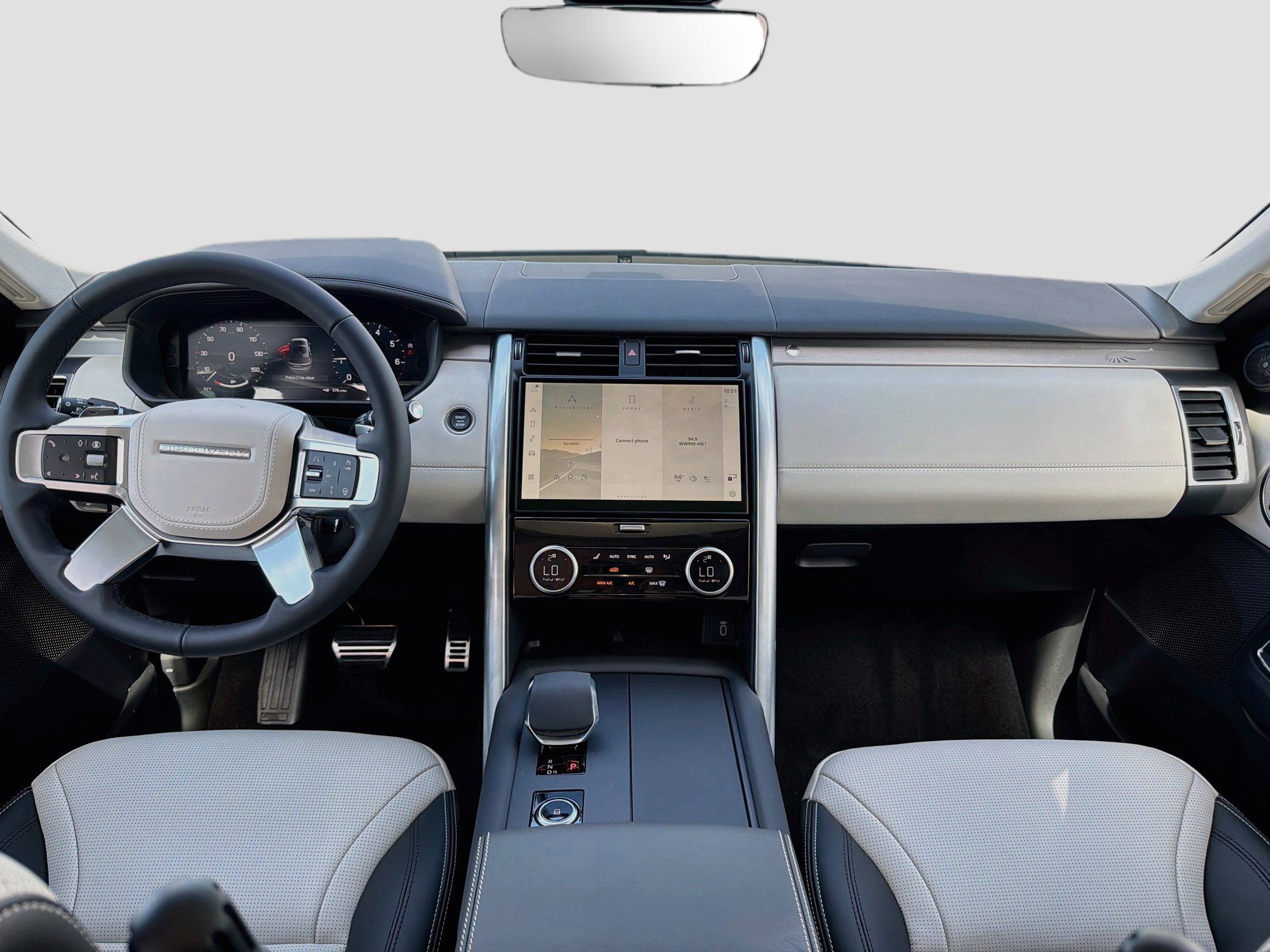 New 2026 Land Rover Discovery Limited Edition AWD/4WD image 17