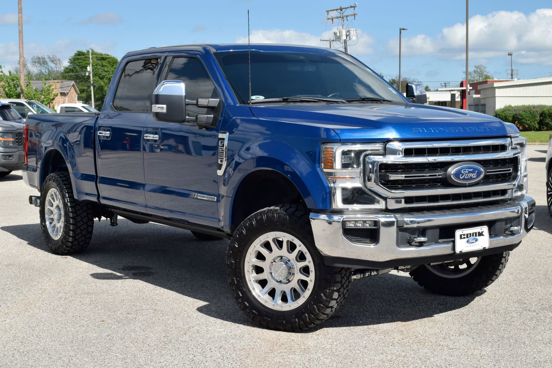 Used 2022 Ford F250 Lariat w/ Lariat Ultimate Package AWD/4WD image 3