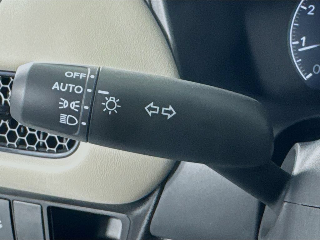 New 2027 Honda HR-V LX image 17