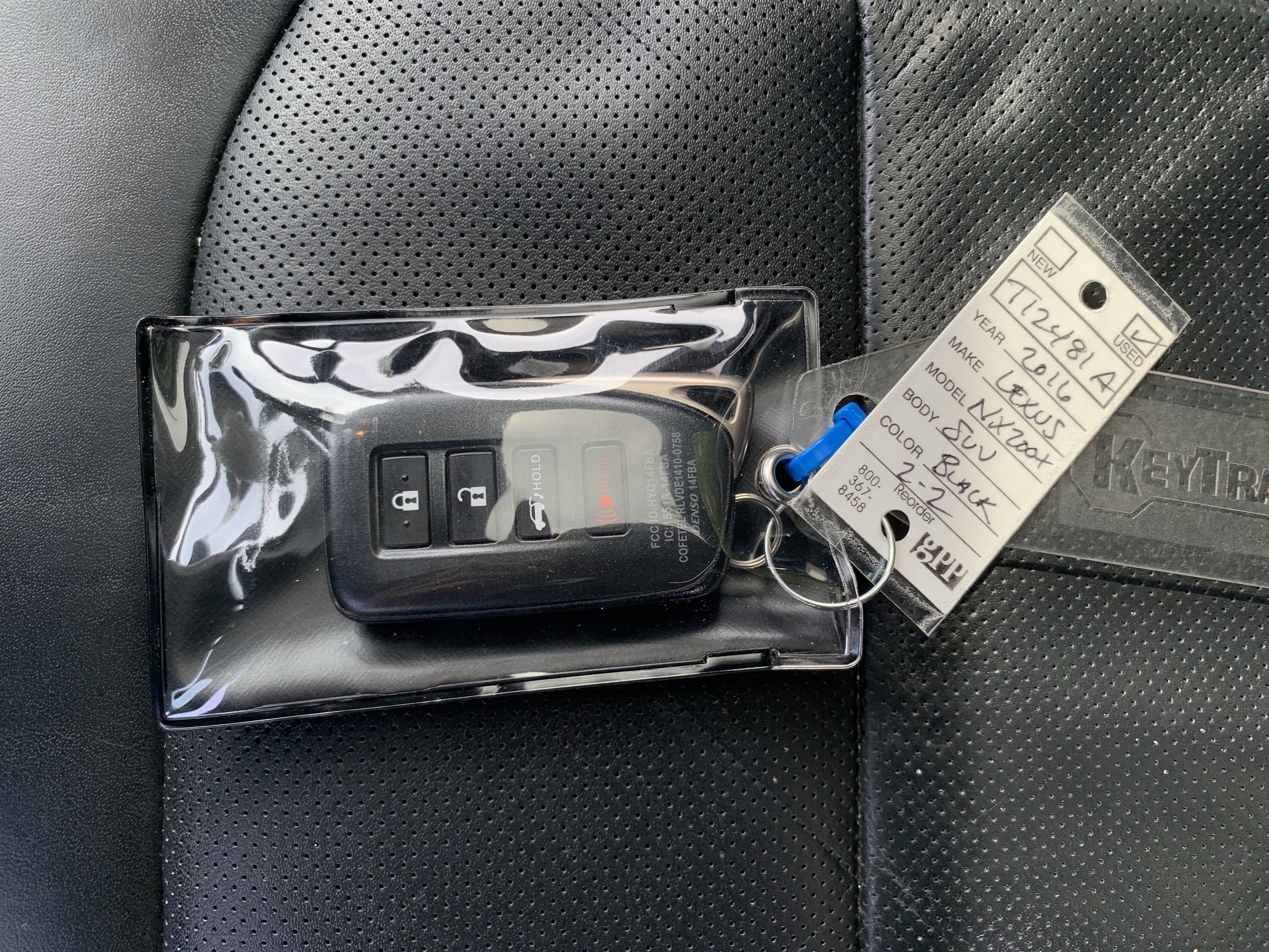 Used 2017 Ford Explorer Platinum image 37