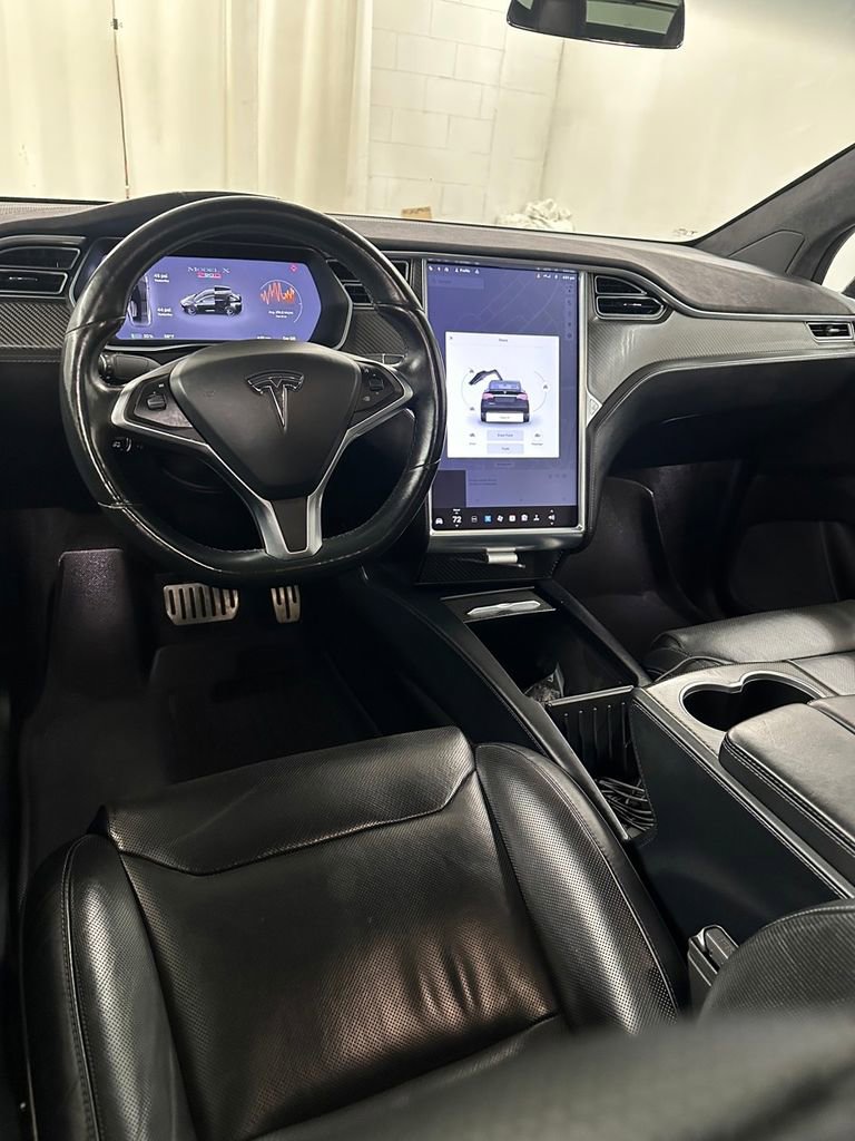 Used 2016 Tesla Model X Performance image 24