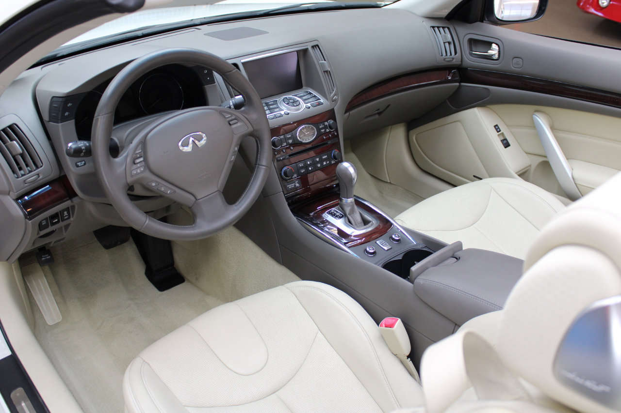 Used 2010 INFINITI G37 Sport w/ Premium Pkg image 6