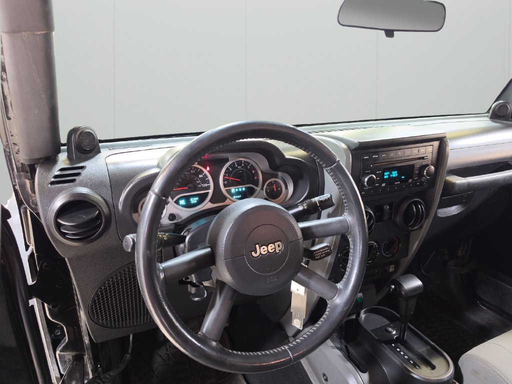 Used 2008 Jeep Wrangler Rubicon w/ Dual Top Group AWD/4WD image 16