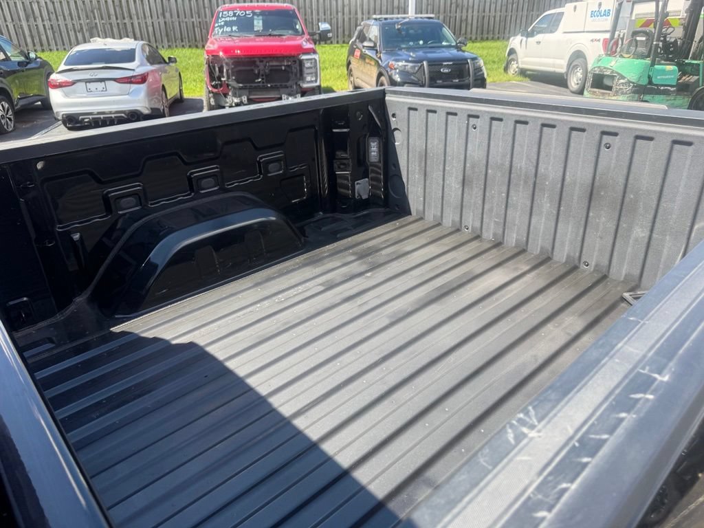 Used 2023 Chevrolet Silverado 1500 LT AWD/4WD image 35