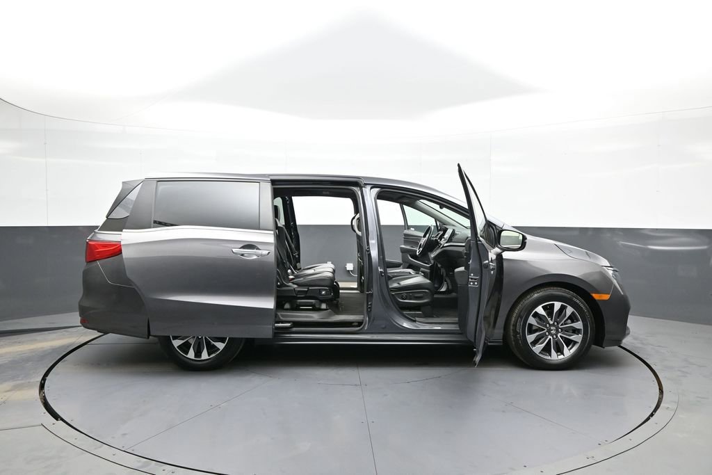 Certified 2023 Honda Odyssey EX-L image 44