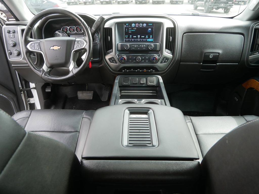 Used 2018 Chevrolet Silverado 1500 LTZ w/ Sport Package AWD/4WD image 23