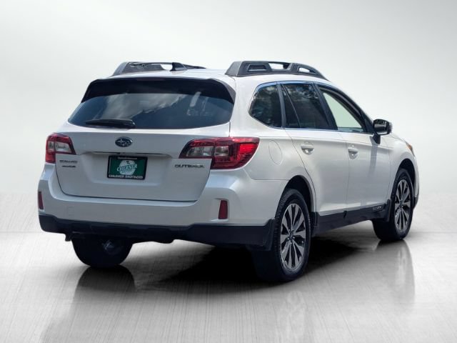 Used 2016 Subaru Outback 2.5i Limited AWD/4WD image 4
