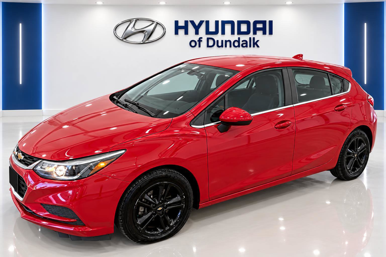 Used 2017 Chevrolet Cruze LT FWD image 3