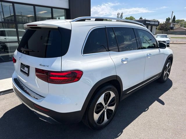 Used 2025 Mercedes-Benz GLB 250 4MATIC image 9