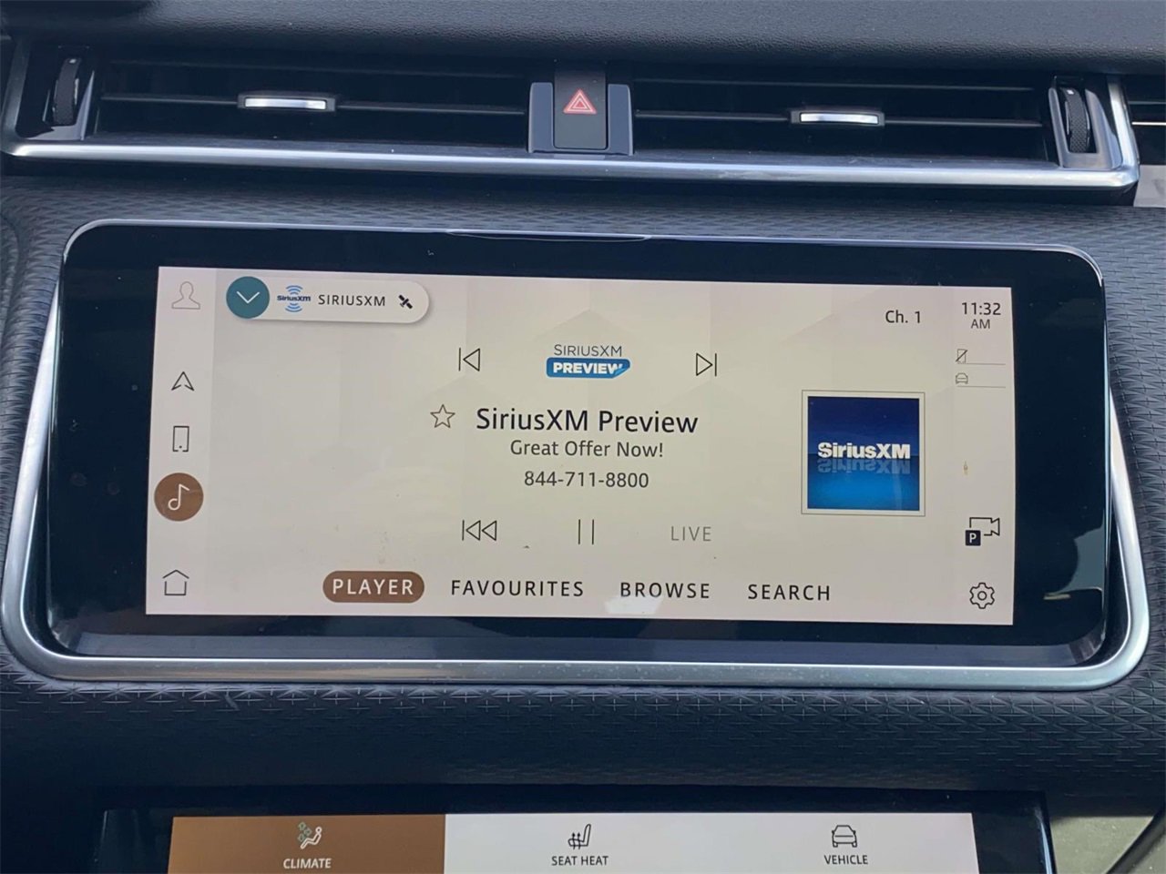 Used 2021 Land Rover Range Rover Velar R-Dynamic S image 28