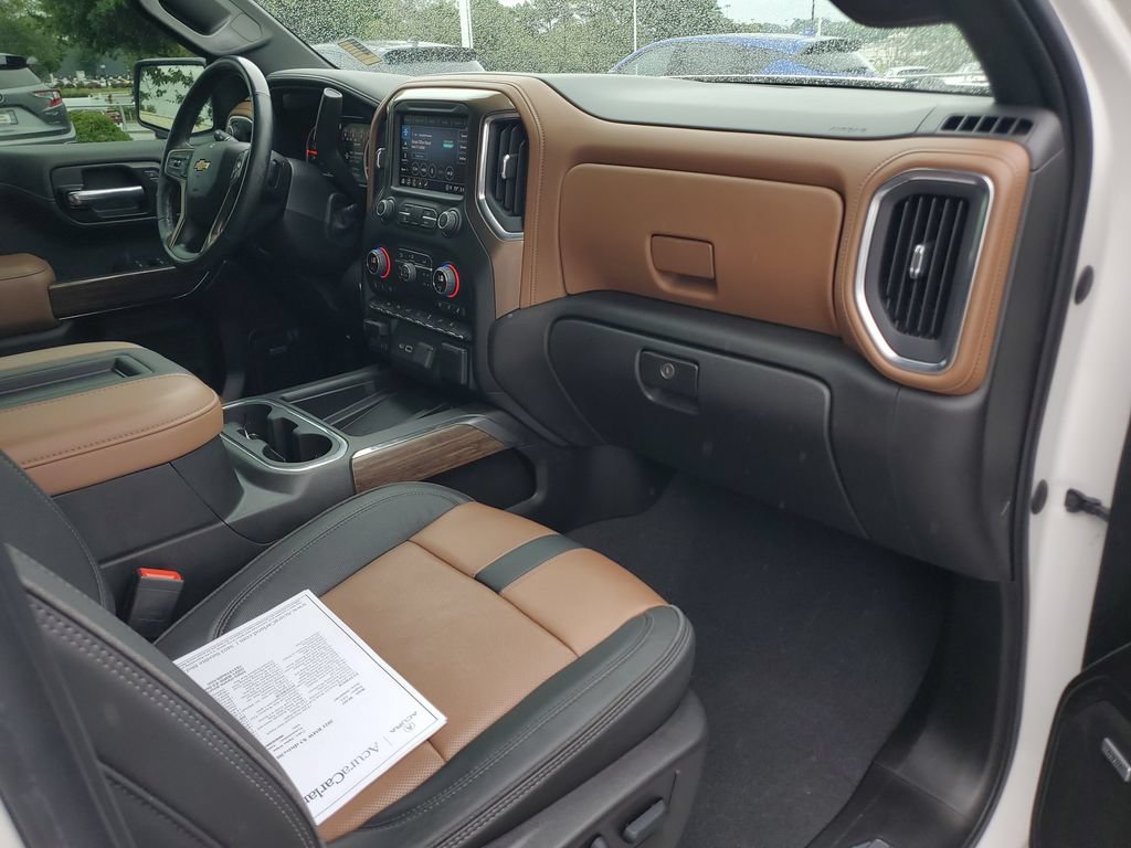 Used 2022 Chevrolet Silverado 1500 High Country AWD/4WD image 4