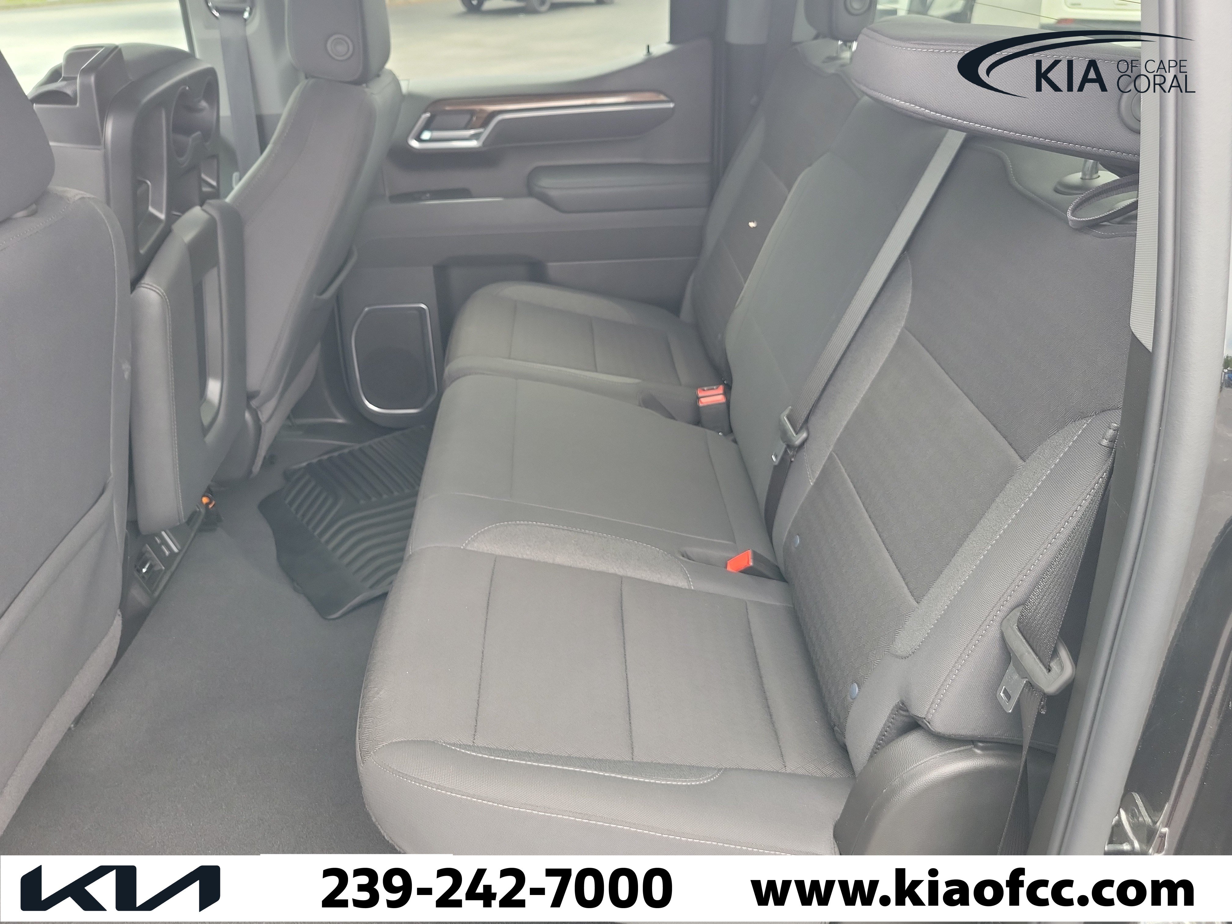 Used 2026 Chevrolet Silverado 1500 RST AWD/4WD image 11