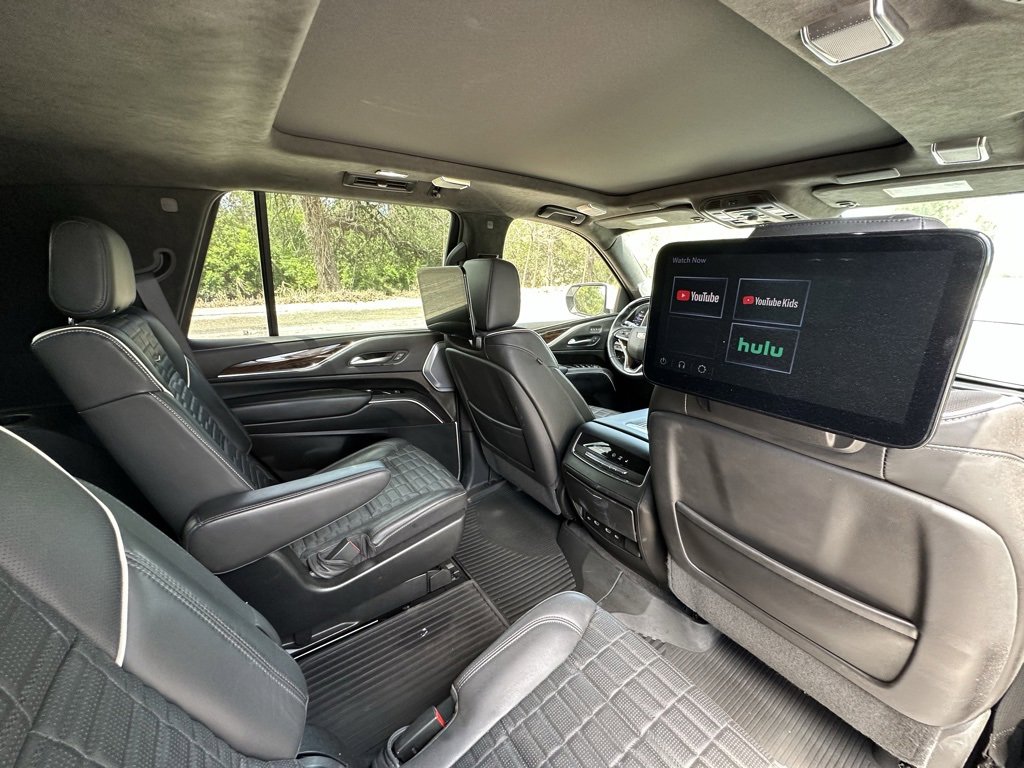 Certified 2023 Cadillac Escalade Sport Platinum w/ LPO, ONYX Package image 16