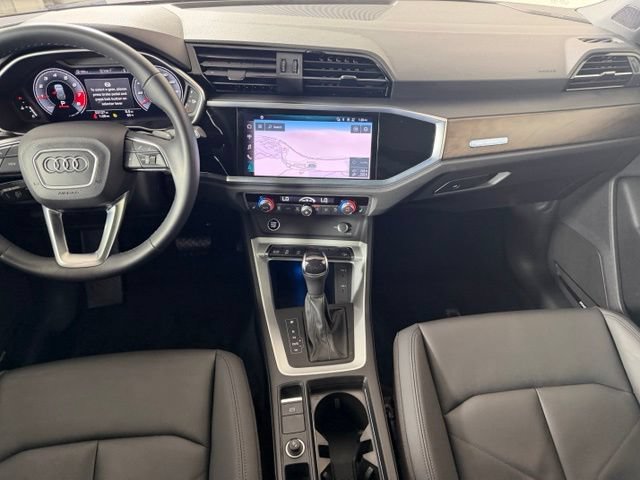 Certified 2022 Audi Q3 2.0T Premium Plus w/ Premium Plus Package AWD/4WD image 16