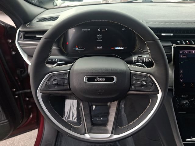 Used 2025 Jeep Grand Cherokee Limited image 19