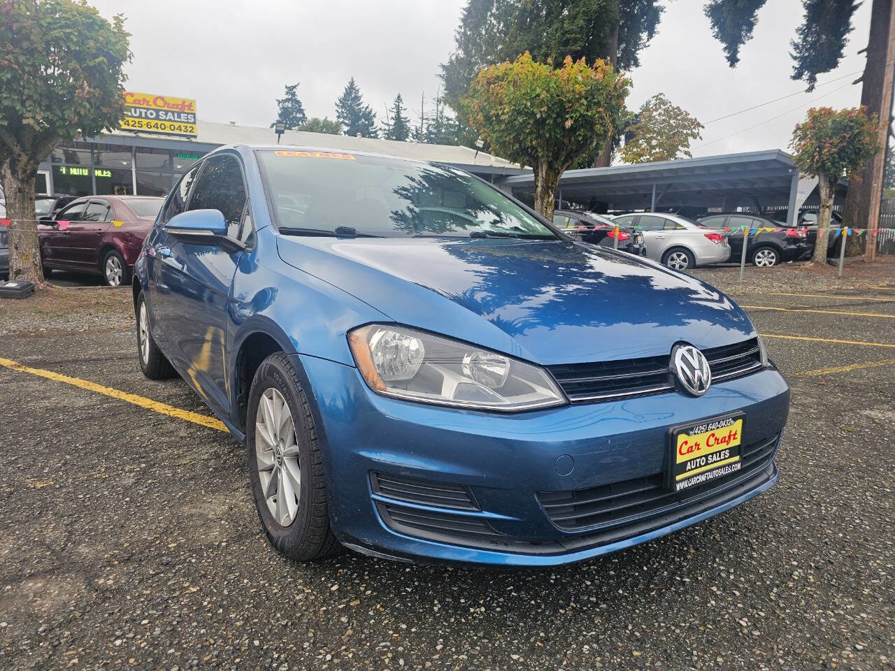 Used 2015 Volkswagen Golf S image 7