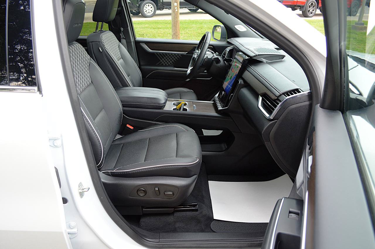 Used 2024 GMC Acadia Denali w/ Super Cruise Package AWD/4WD image 21