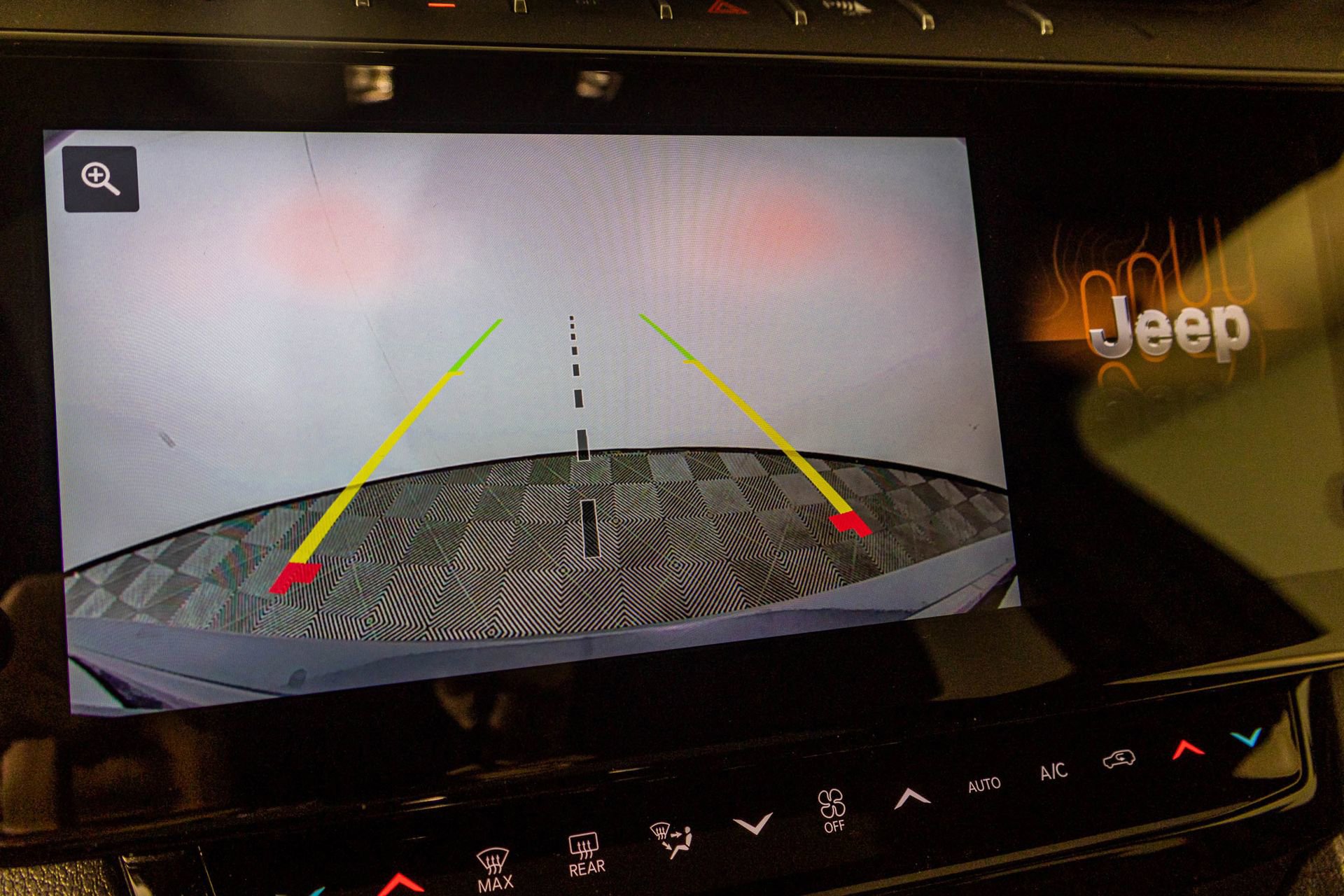 New 2026 Jeep Grand Cherokee Altitude image 9