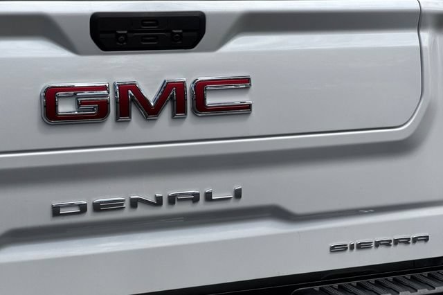 Used 2021 GMC Sierra 1500 Denali w/ Denali Ultimate Package AWD/4WD image 54