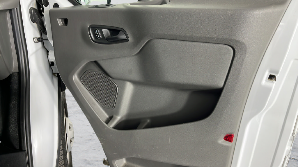 Used 2024 Ford Transit 250 148 Medium Roof Extended AWD w/ Load Area Protection Package image 16
