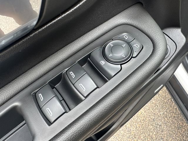 Used 2023 GMC Terrain Denali image 28