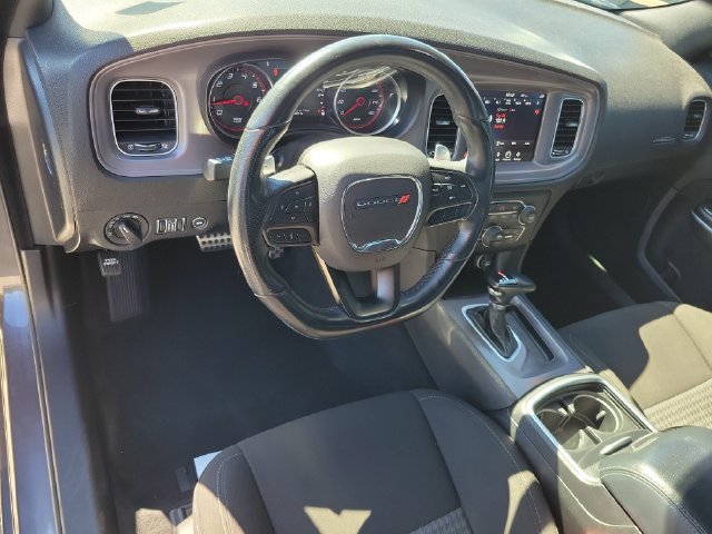 Used 2023 Dodge Charger R/T w/ Performance Handling Group RWD image 15