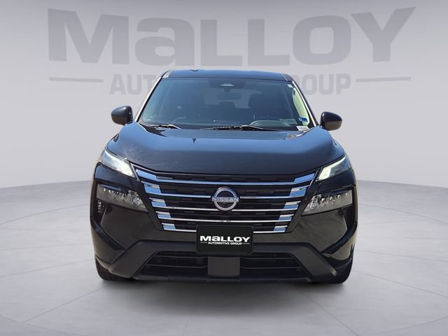 Used 2024 Nissan Rogue SV AWD/4WD image 8