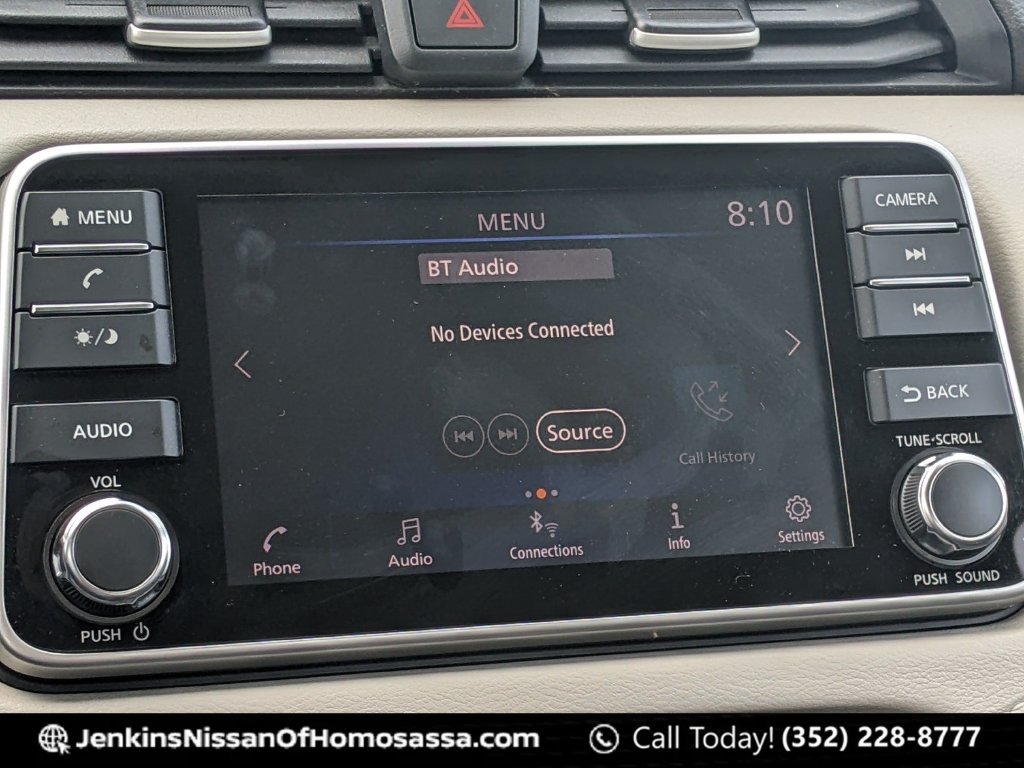 Used 2022 Nissan Versa SV FWD image 35