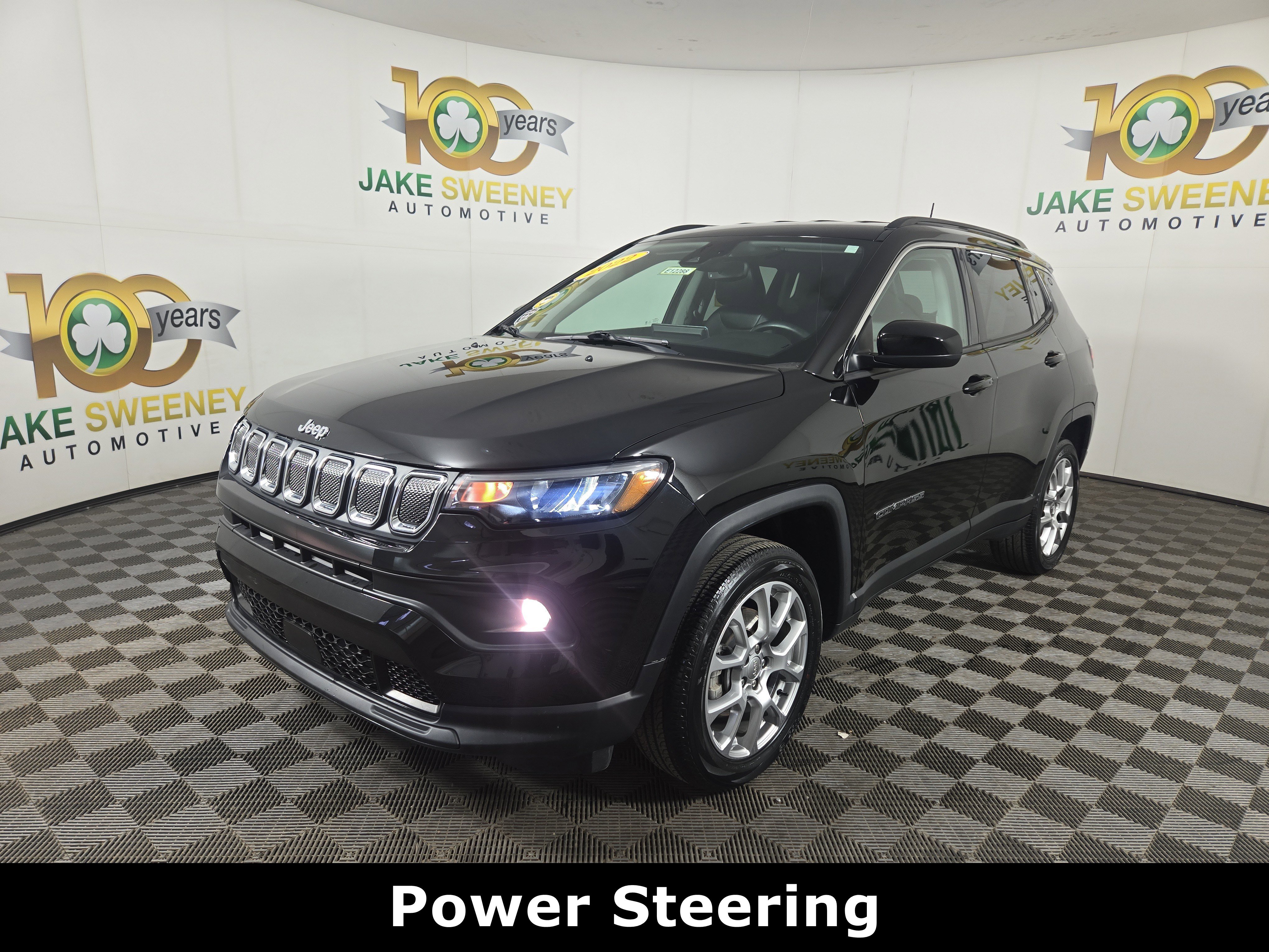 Used 2022 Jeep Compass Latitude image 4