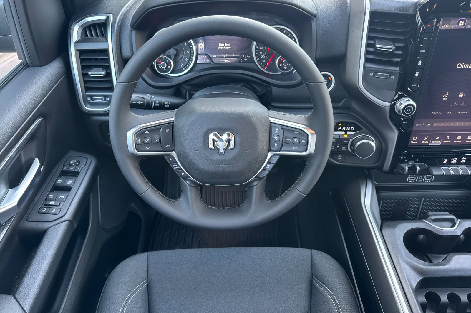 New 2026 RAM 1500 Big Horn AWD/4WD image 14