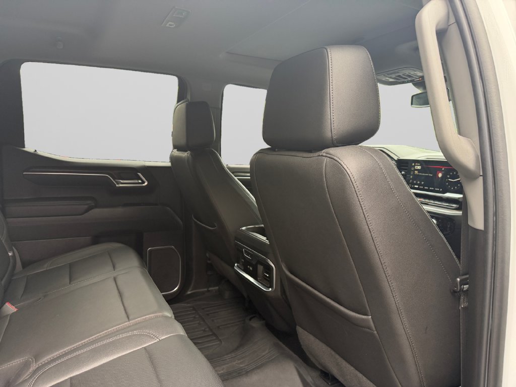Used 2022 GMC Sierra 1500 SLT w/ SLT Convenience Package AWD/4WD image 18