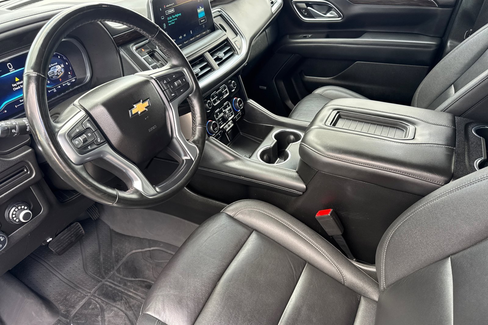 Used 2023 Chevrolet Tahoe LT w/ Luxury Package image 9