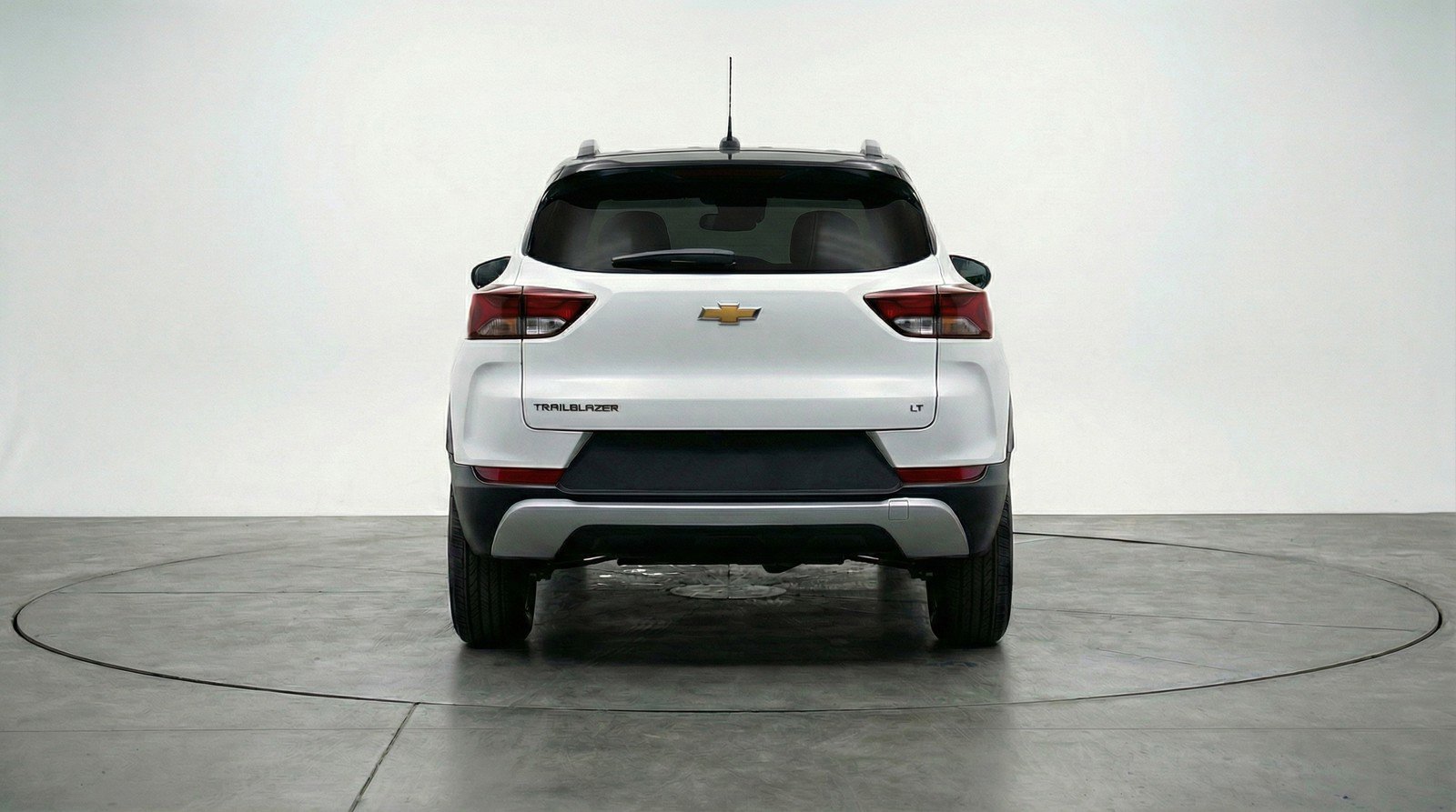 Used 2025 Chevrolet TrailBlazer LT AWD/4WD image 7