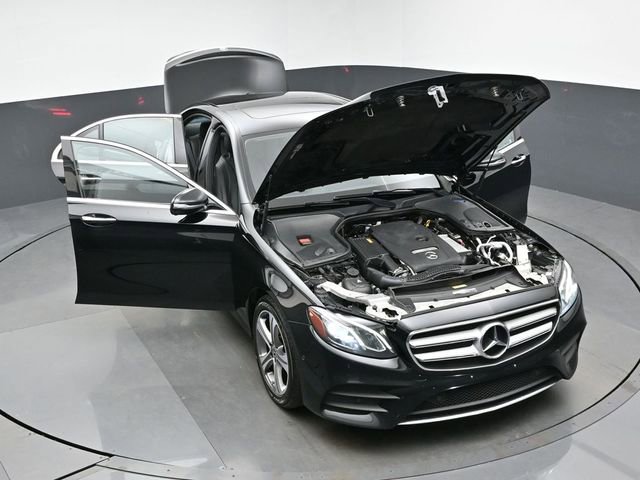 Used 2018 Mercedes-Benz E 300 E 300 image 45