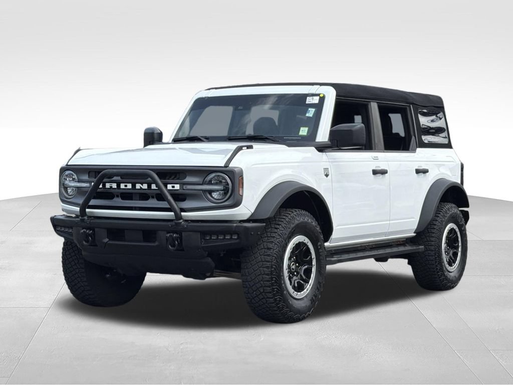Used 2023 Ford Bronco Big Bend w/ Sasquatch Package AWD/4WD image 3