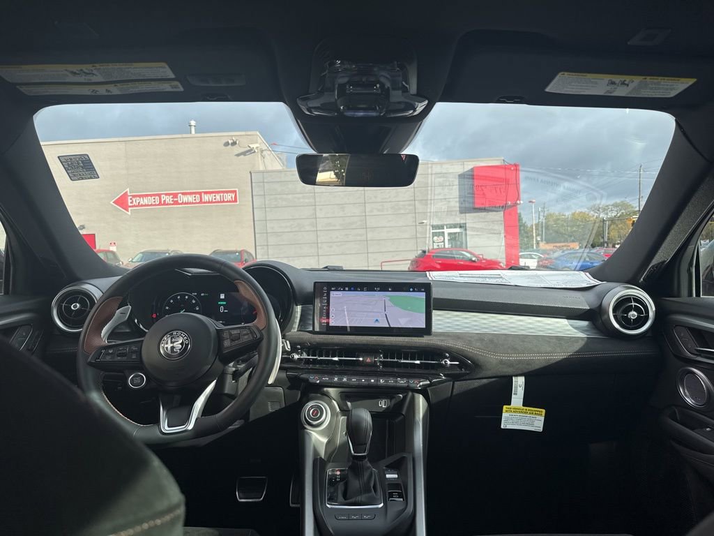 New 2025 Alfa Romeo Tonale AWD/4WD image 13