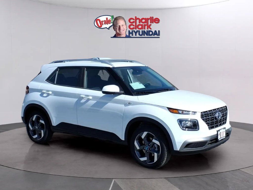 New 2026 Hyundai Venue SEL FWD image 7