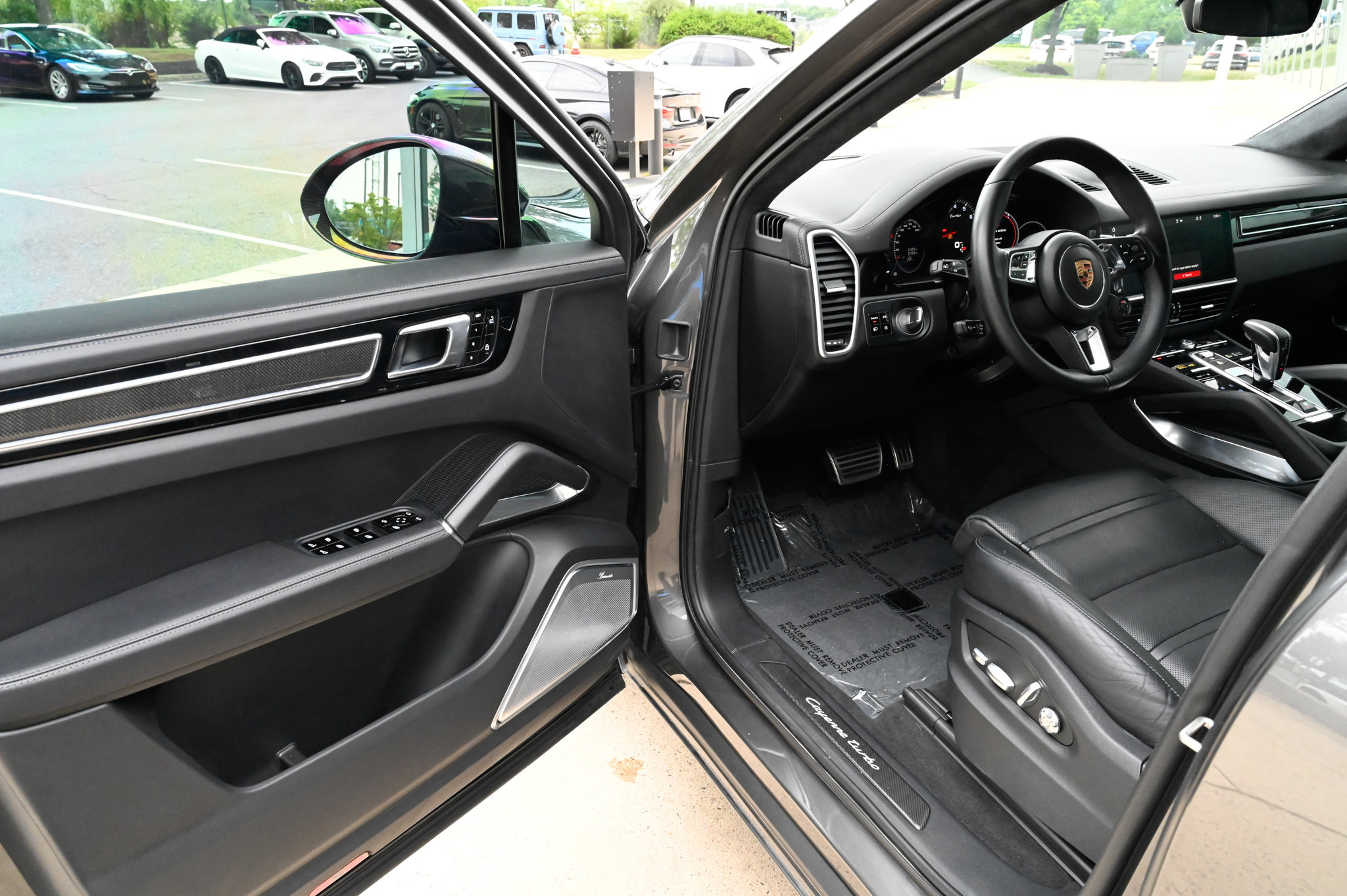 Used 2021 Porsche Cayenne Turbo AWD/4WD image 15